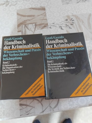 Handbuch der kriminalistik - handbuch,